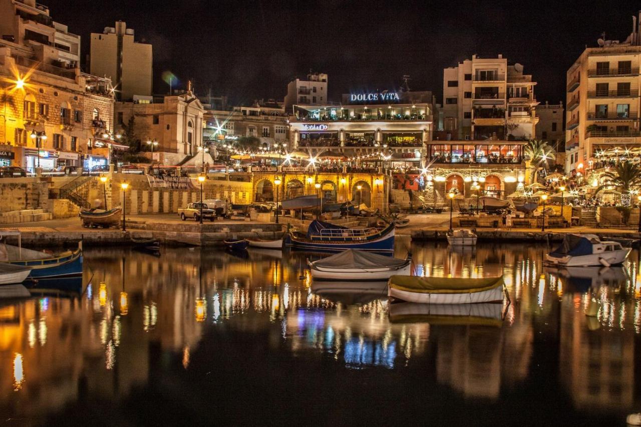 Spacious Apartment Steps To The Promenade Sliema Bagian luar foto